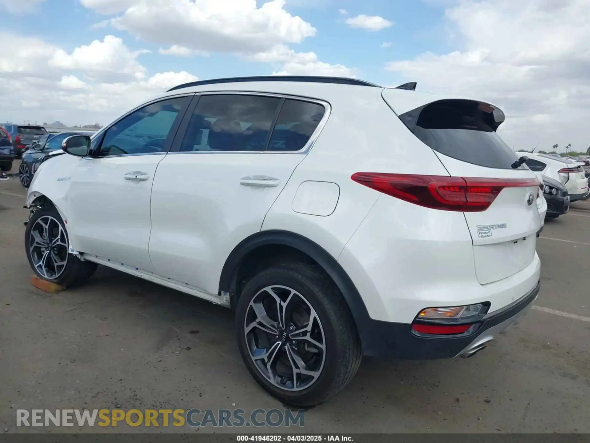3 Photograph of a damaged car KNDPRCA66M7937652 KIA SPORTAGE 2021