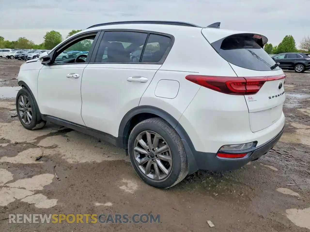 2 Photograph of a damaged car KNDP63AC4N7948343 KIA SPORTAGE 2022