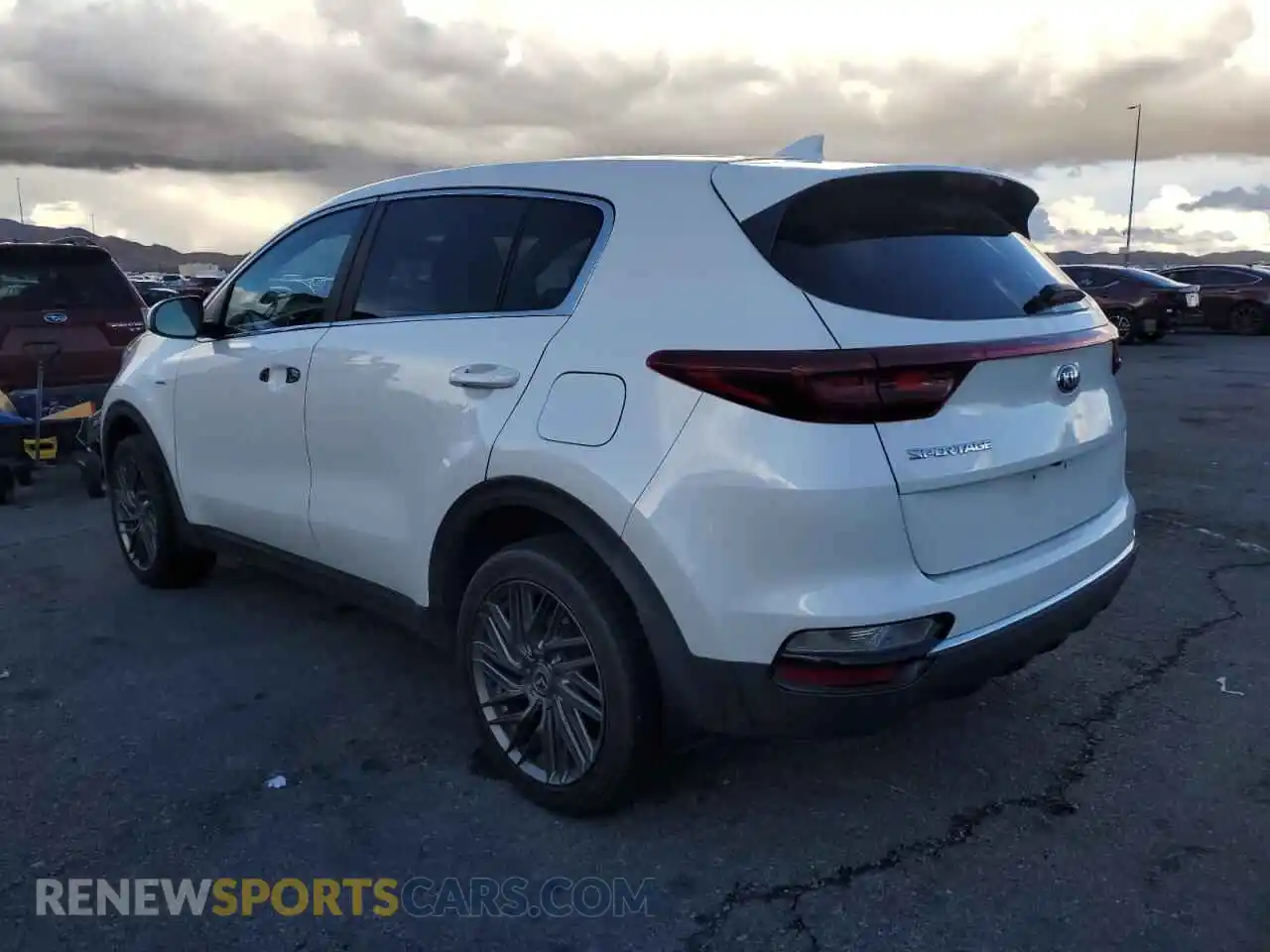 2 Photograph of a damaged car KNDPMCAC2N7007673 KIA SPORTAGE 2022