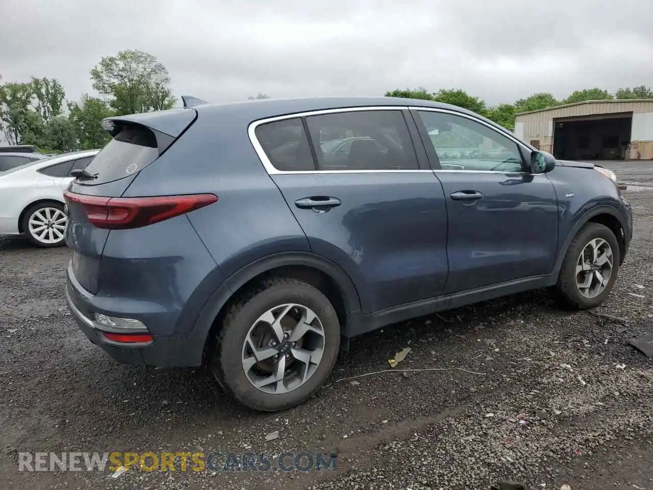 3 Photograph of a damaged car KNDPMCAC3N7975619 KIA SPORTAGE 2022