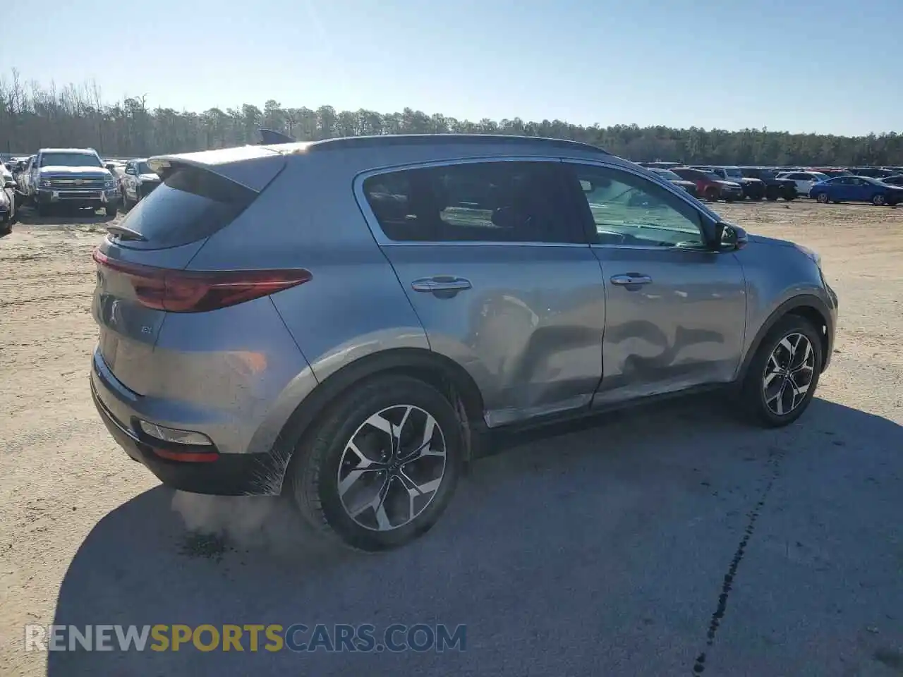 3 Photograph of a damaged car KNDPN3AC2N7946044 KIA SPORTAGE 2022
