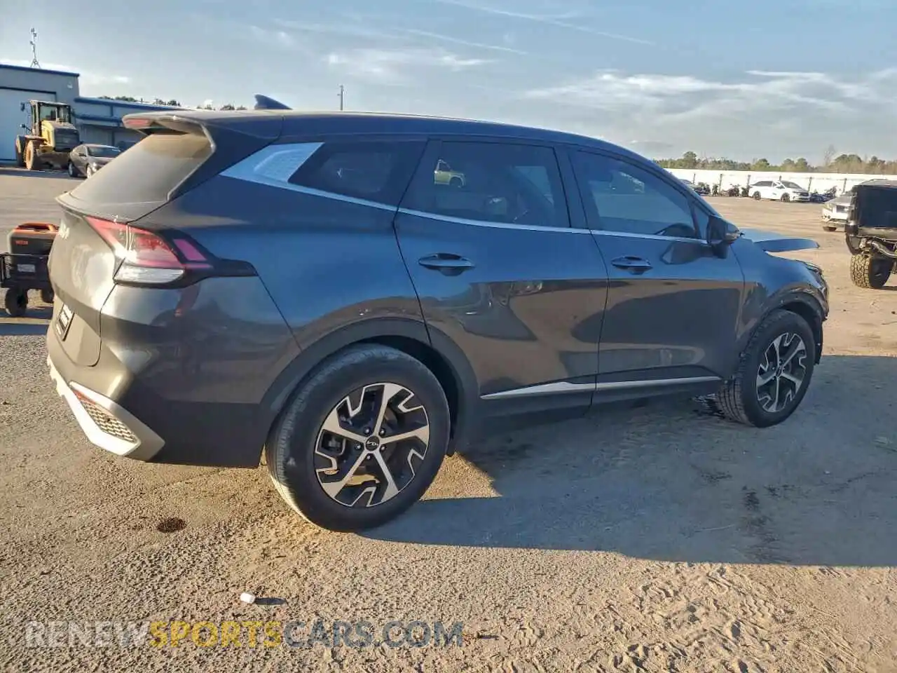 3 fotografías del automóvil dañado 5XYK33AF4PG066432 KIA SPORTAGE 2023