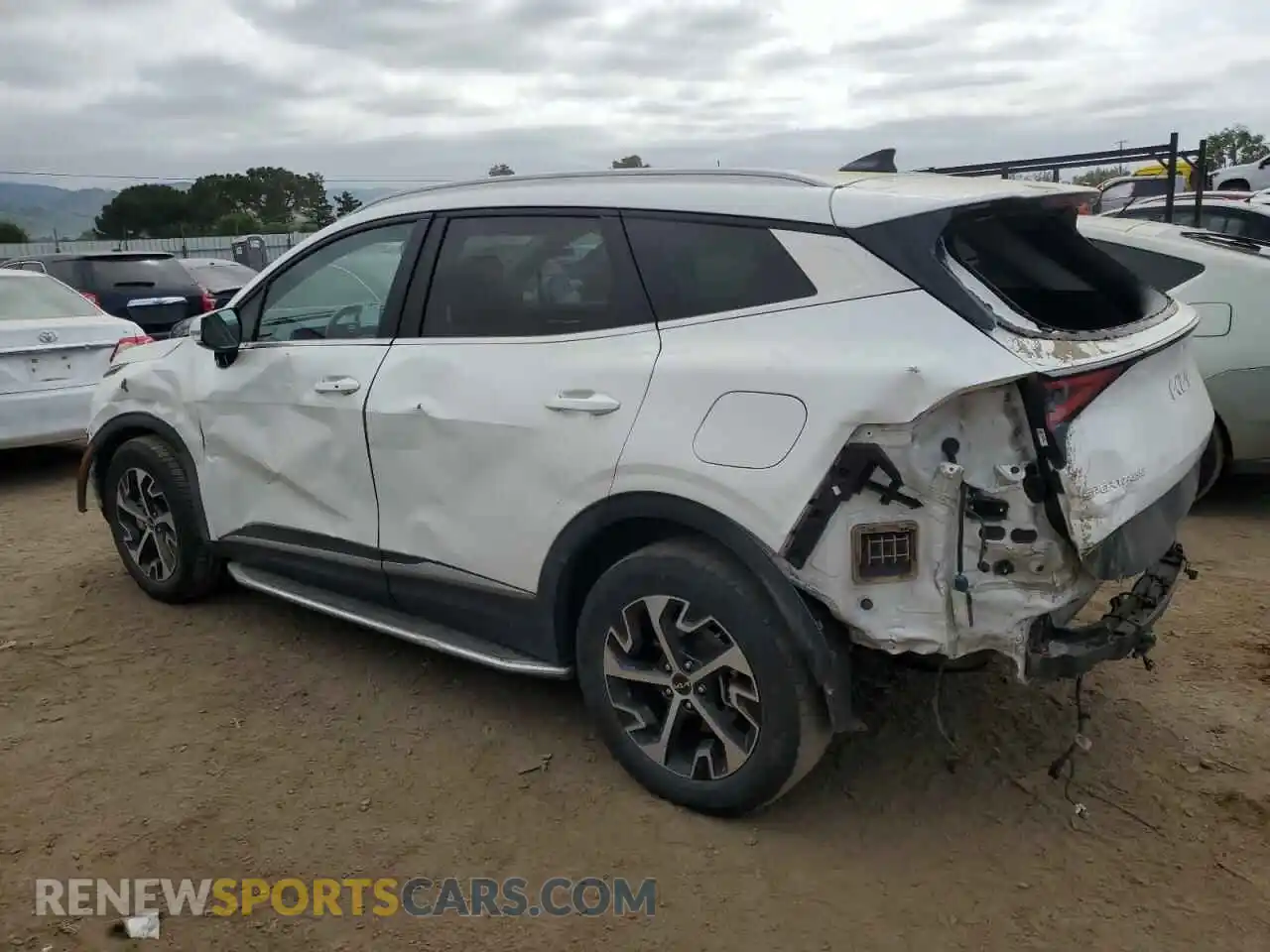 2 Photograph of a damaged car KNDPVCAG0P7031795 KIA SPORTAGE 2023