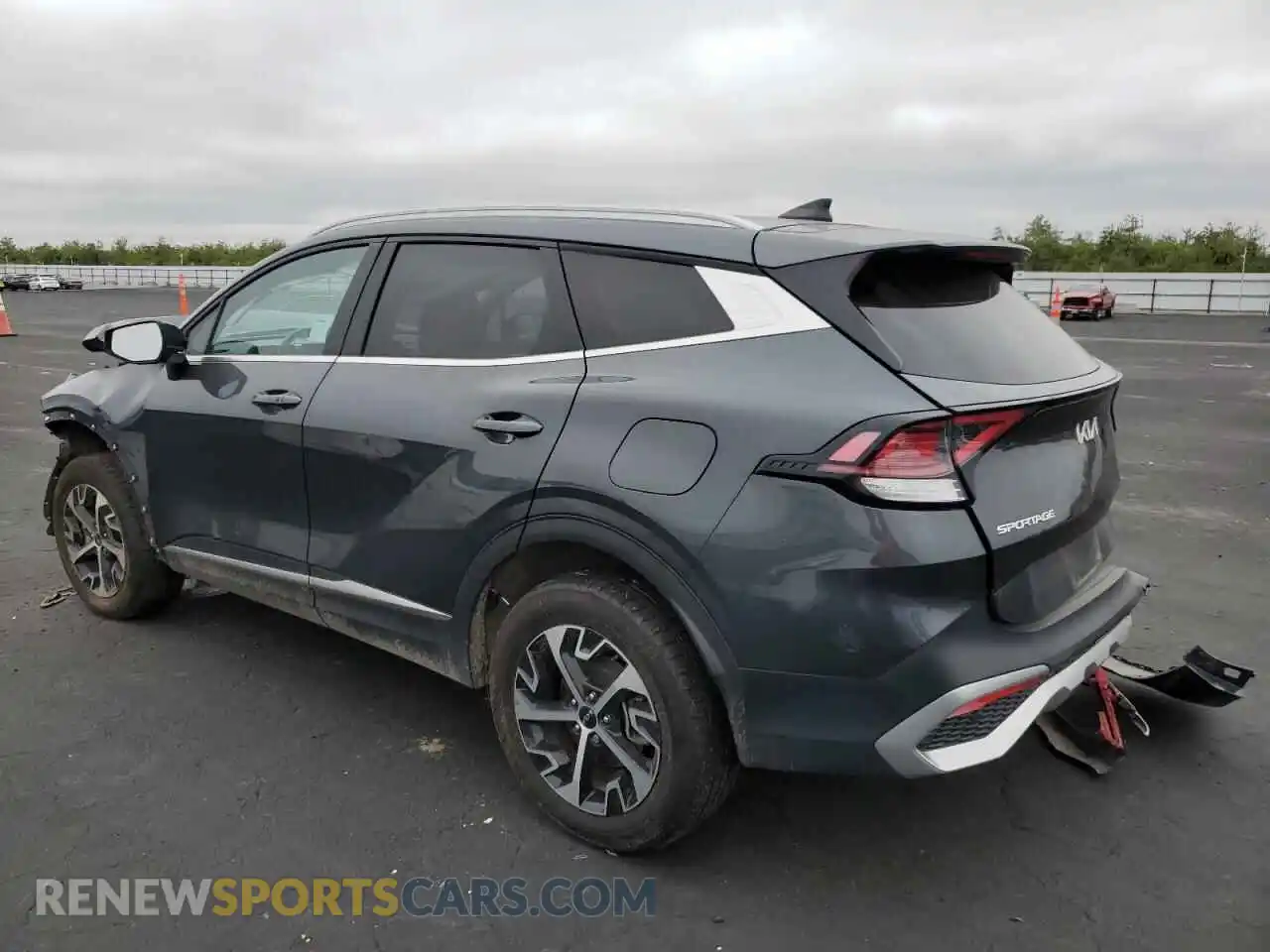 2 Photograph of a damaged car KNDPVCAG0P7087851 KIA SPORTAGE 2023
