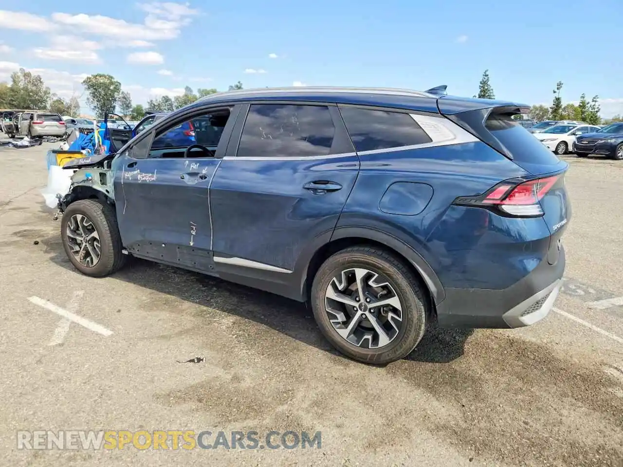 2 Photograph of a damaged car KNDPVCAG1P7014598 KIA SPORTAGE 2023
