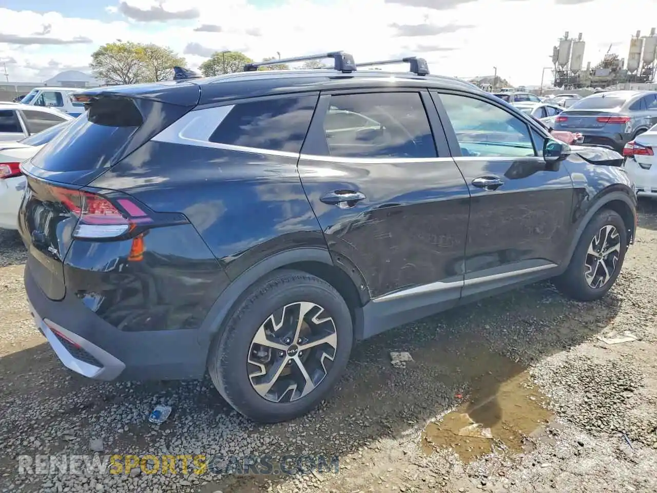 3 Photograph of a damaged car KNDPVCAG1P7022071 KIA SPORTAGE 2023