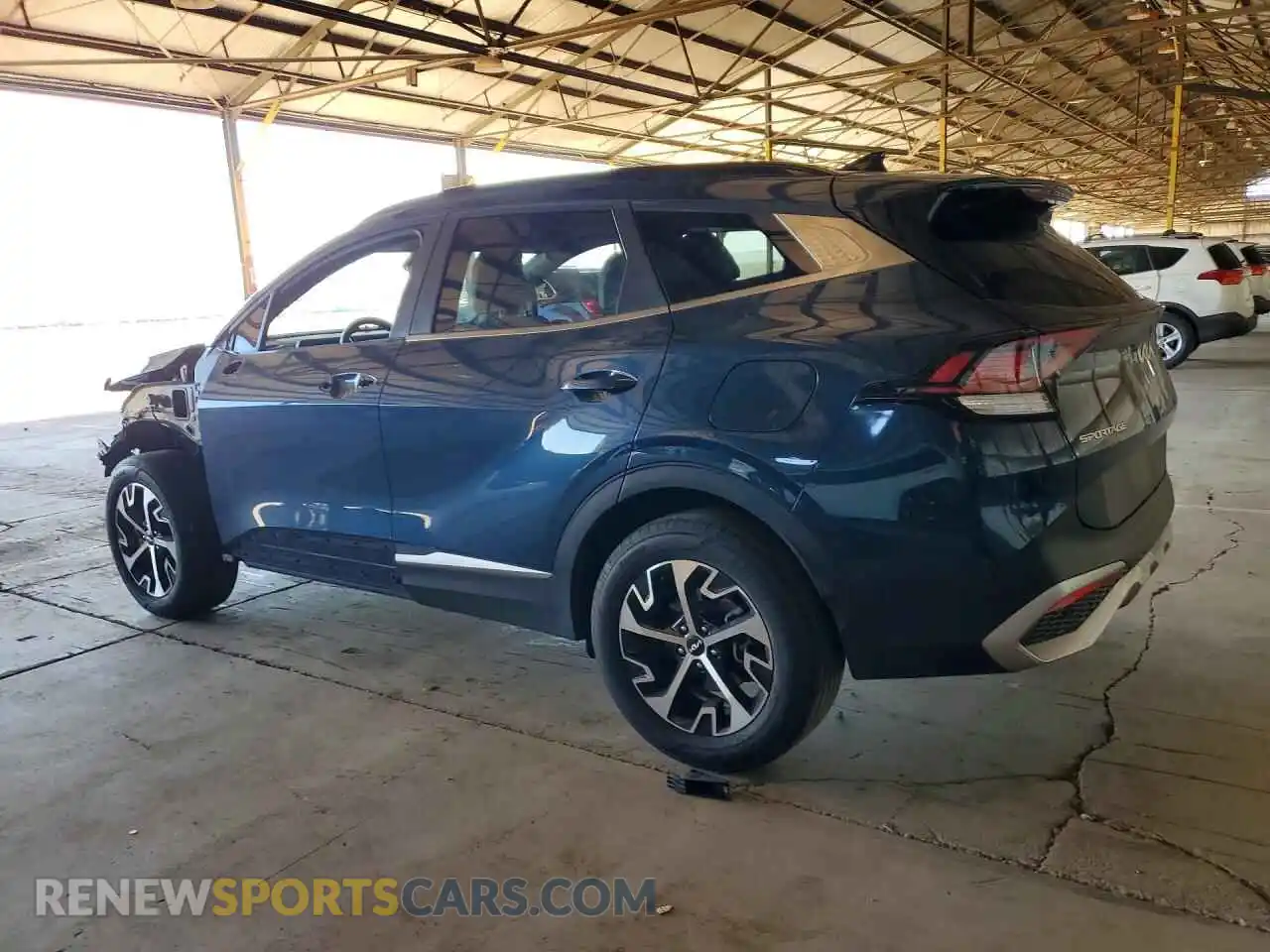 2 Photograph of a damaged car KNDPVCAG1P7033474 KIA SPORTAGE 2023