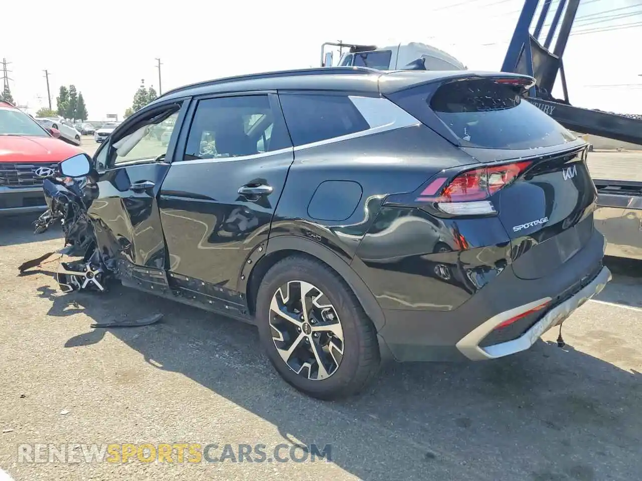 2 Photograph of a damaged car KNDPVCAG1P7040537 KIA SPORTAGE 2023