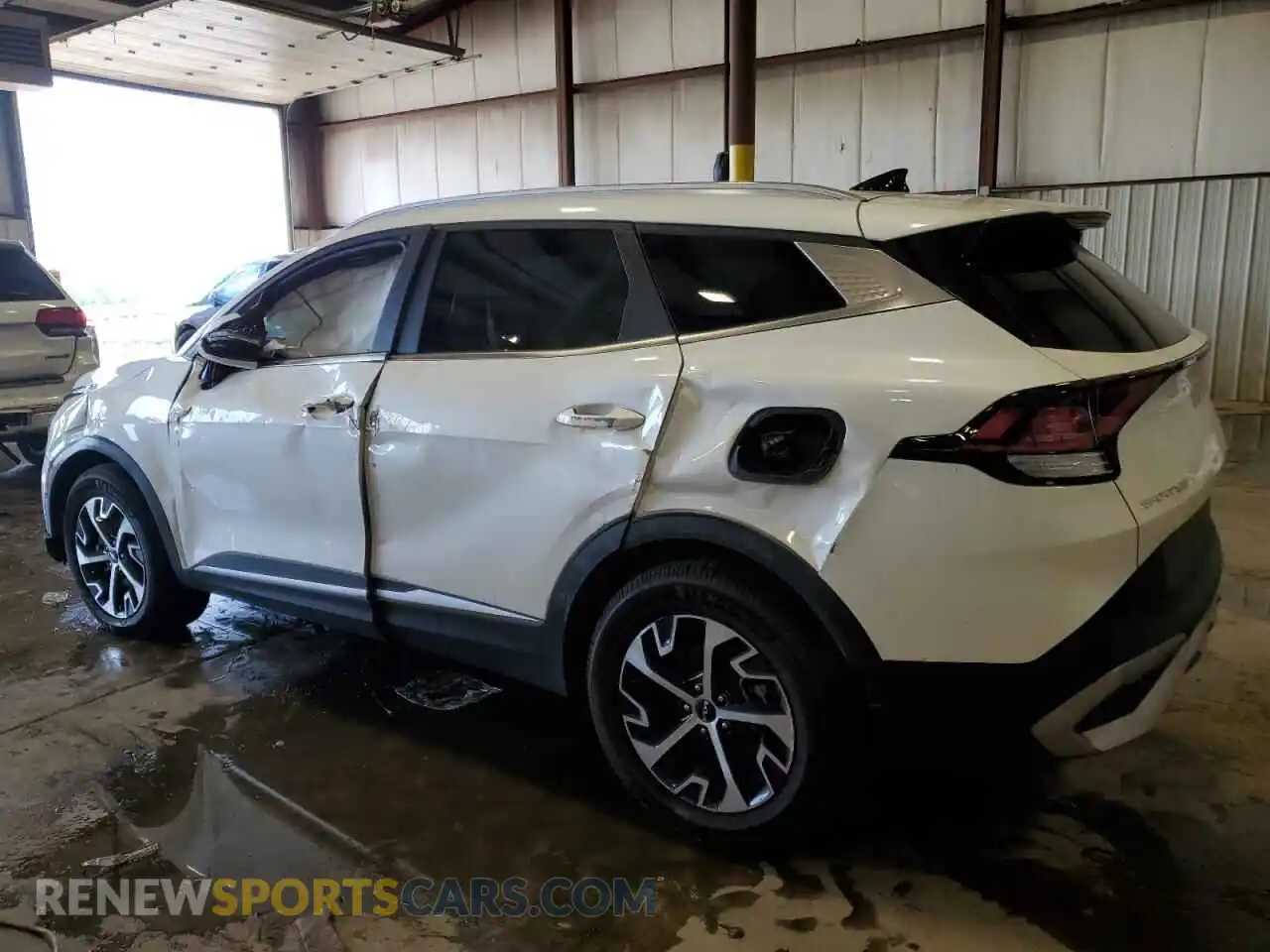 2 Photograph of a damaged car KNDPVCAG1P7057726 KIA SPORTAGE 2023