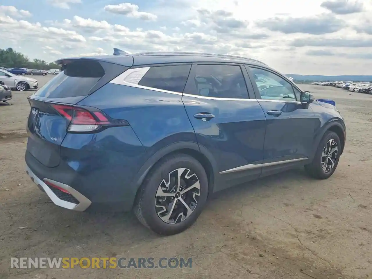 3 Photograph of a damaged car KNDPVCAG1P7068547 KIA SPORTAGE 2023