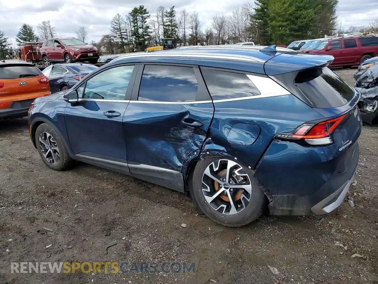2 Photograph of a damaged car KNDPVCAG1P7070038 KIA SPORTAGE 2023
