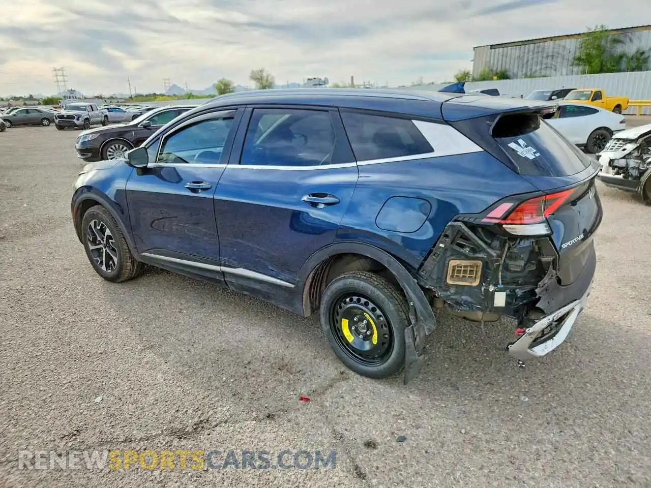 2 Фотография поврежденного автомобиля KNDPVCAG1P7090578 KIA SPORTAGE 2023