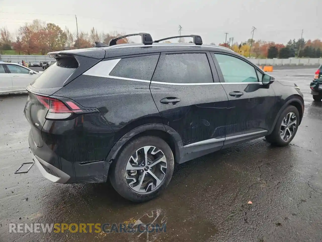 3 Photograph of a damaged car KNDPVCAG2P7111244 KIA SPORTAGE 2023