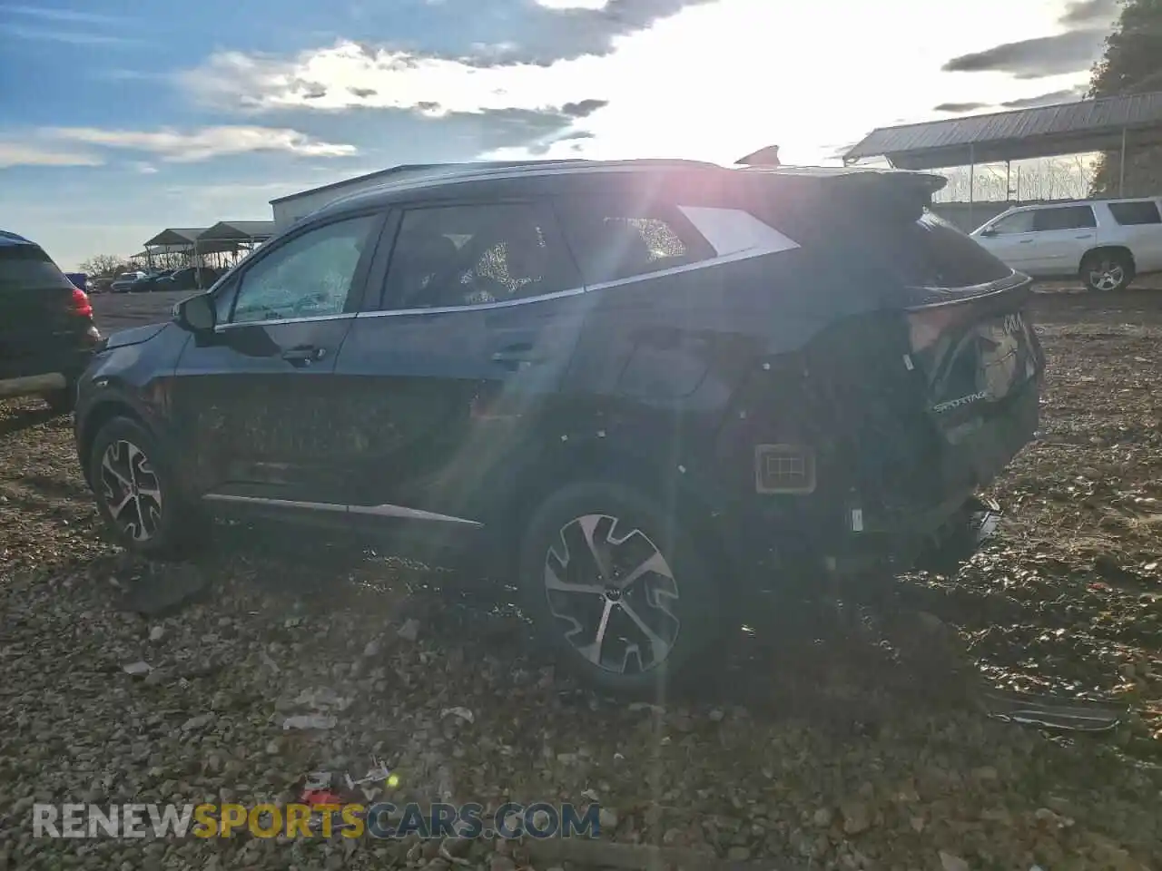 2 Photograph of a damaged car KNDPVCAG3P7033721 KIA SPORTAGE 2023