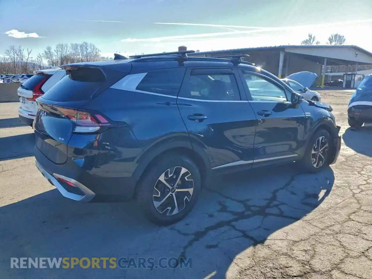 3 Photograph of a damaged car KNDPVCAG3P7041155 KIA SPORTAGE 2023