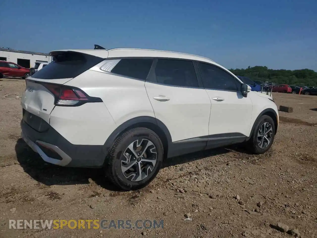 3 Photograph of a damaged car KNDPVCAG3P7054956 KIA SPORTAGE 2023