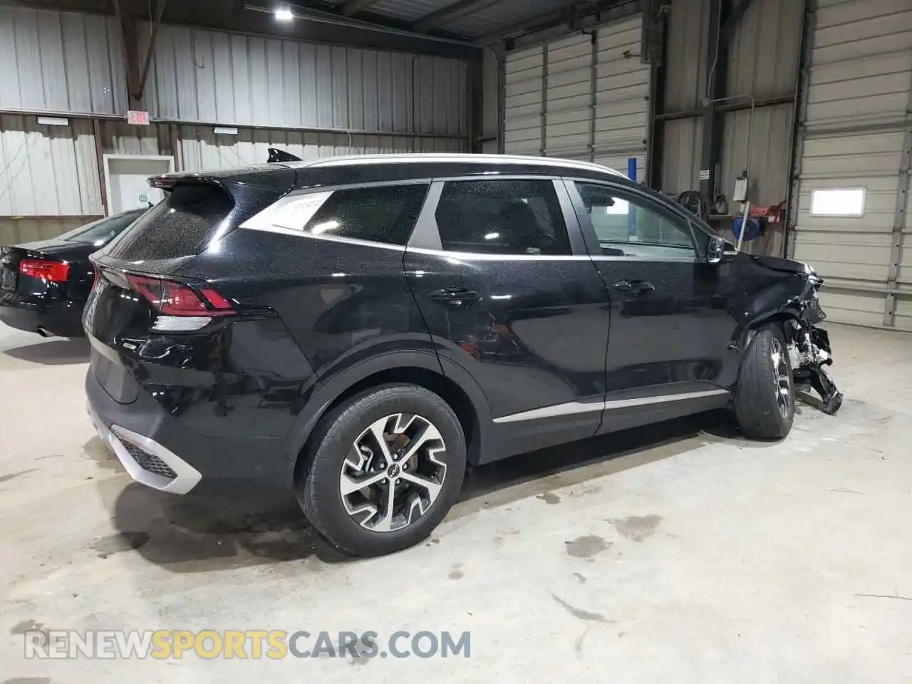 3 Photograph of a damaged car KNDPVCAG3P7067304 KIA SPORTAGE 2023