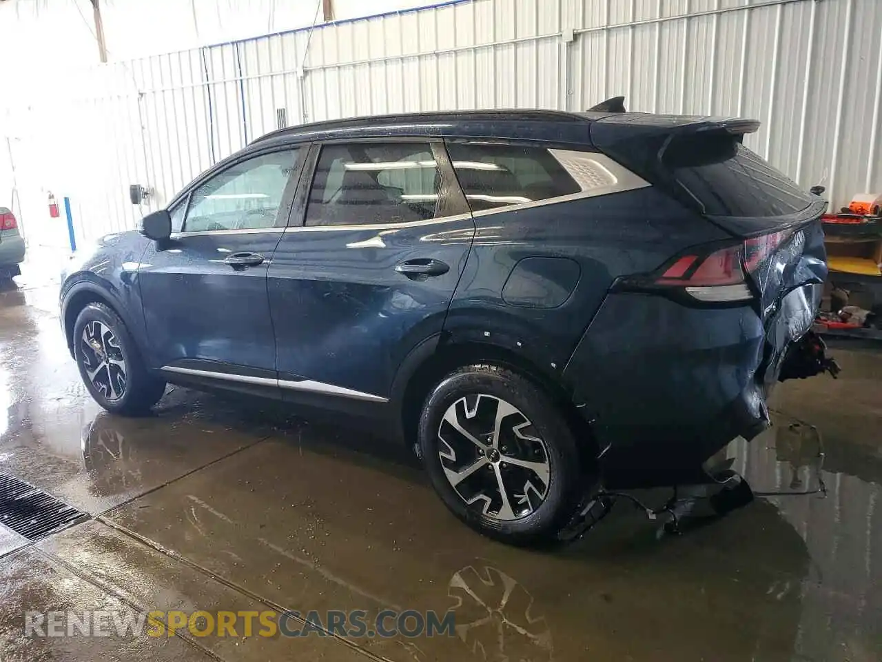 2 Photograph of a damaged car KNDPVCAG3P7077928 KIA SPORTAGE 2023