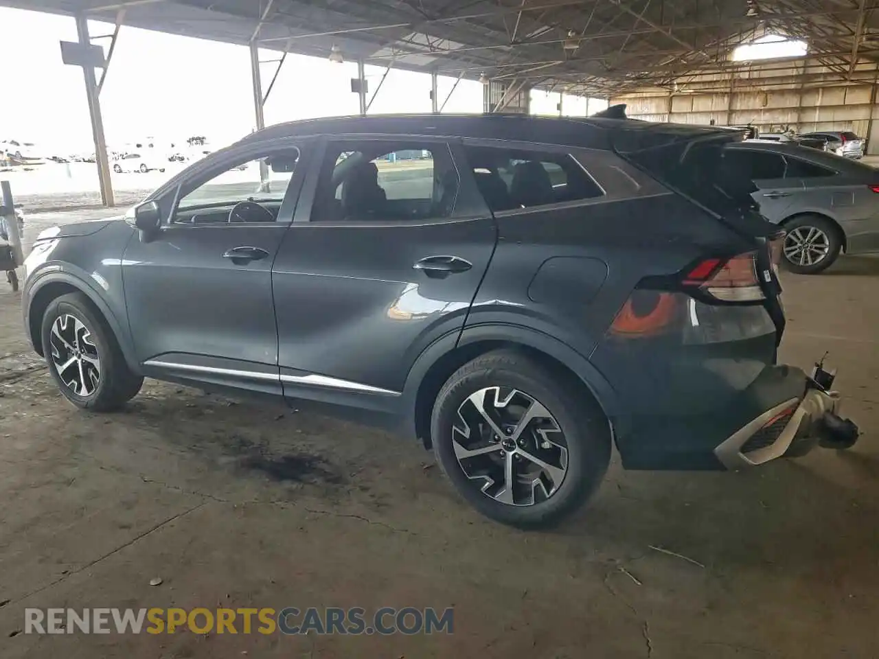 2 Фотография поврежденного автомобиля KNDPVCAG4P7025613 KIA SPORTAGE 2023