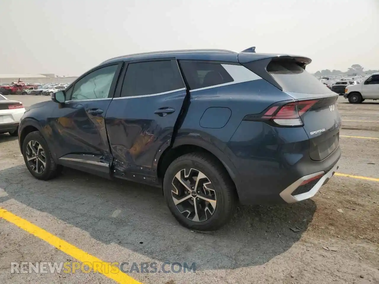 2 Photograph of a damaged car KNDPVCAG4P7026065 KIA SPORTAGE 2023