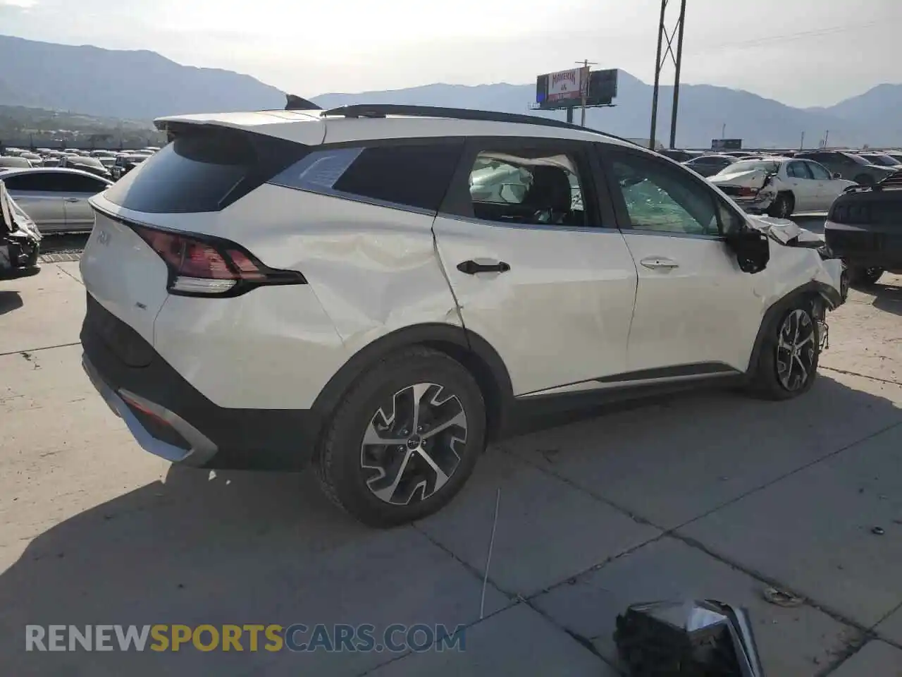 3 Photograph of a damaged car KNDPVCAG4P7026101 KIA SPORTAGE 2023