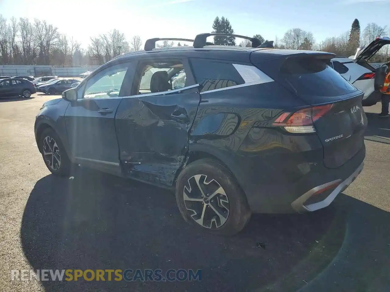 2 Photograph of a damaged car KNDPVCAG4P7114100 KIA SPORTAGE 2023