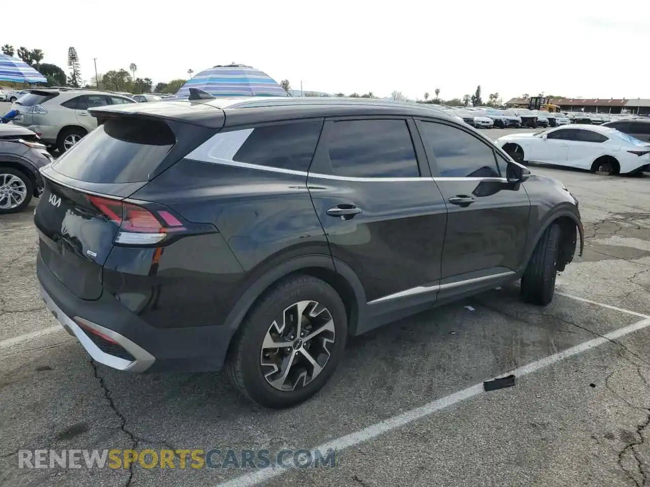 3 Фотография поврежденного автомобиля KNDPVCAG5P7017682 KIA SPORTAGE 2023