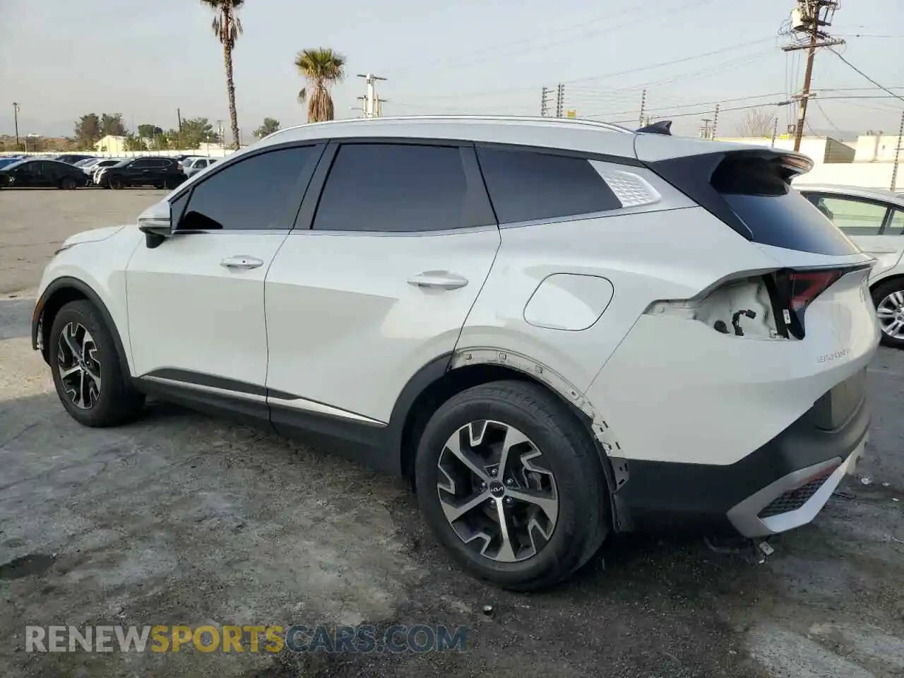 2 Photograph of a damaged car KNDPVCAG5P7028360 KIA SPORTAGE 2023