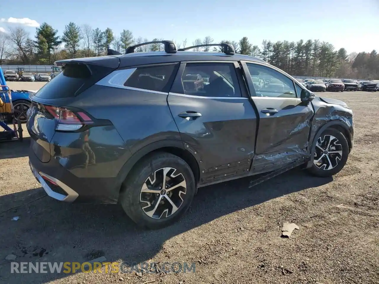 3 Photograph of a damaged car KNDPVCAG6P7067152 KIA SPORTAGE 2023