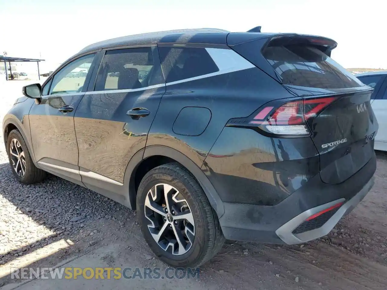 2 Photograph of a damaged car KNDPVCAG6P7113997 KIA SPORTAGE 2023