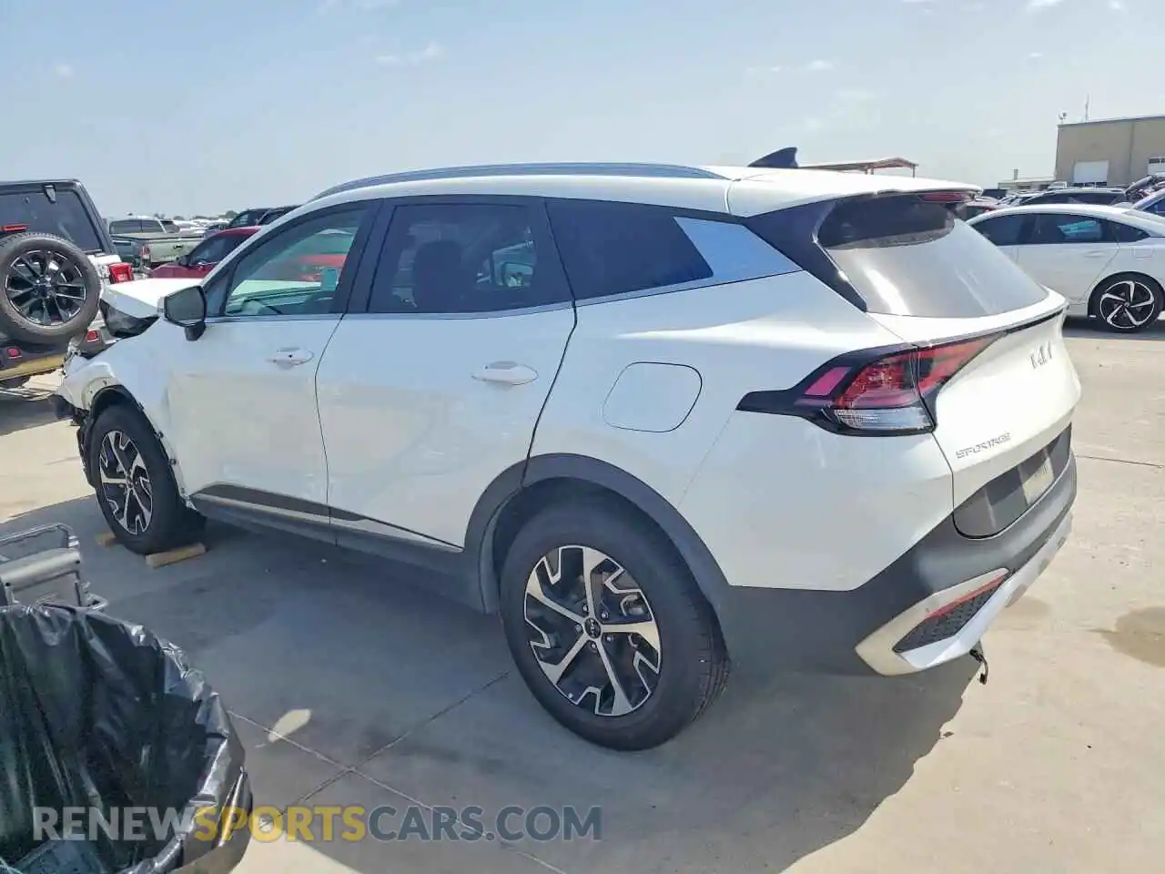 2 Photograph of a damaged car KNDPVCAG6P7117807 KIA SPORTAGE 2023