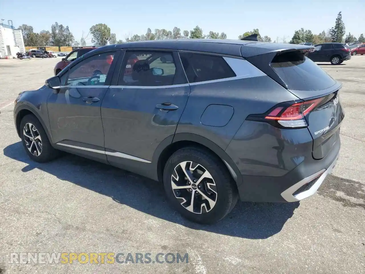 2 Photograph of a damaged car KNDPVCAG7P7019529 KIA SPORTAGE 2023