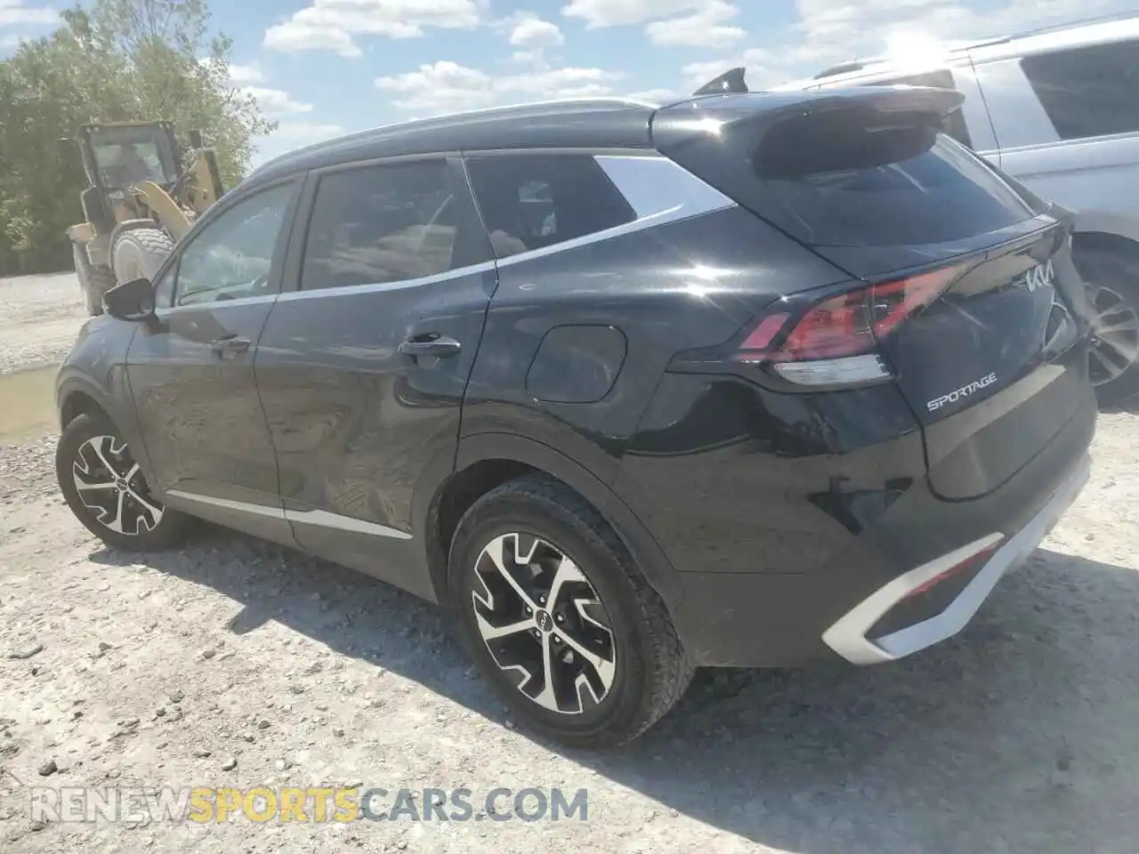 2 Photograph of a damaged car KNDPVCAG7P7077835 KIA SPORTAGE 2023