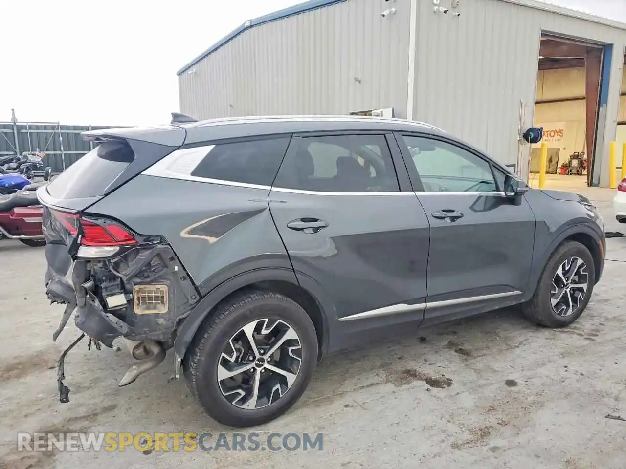 3 Фотография поврежденного автомобиля KNDPVCAG7P7083537 KIA SPORTAGE 2023