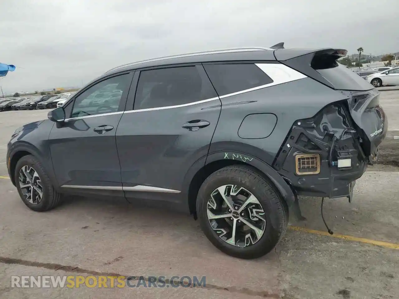 2 Photograph of a damaged car KNDPVCAG7P7089533 KIA SPORTAGE 2023
