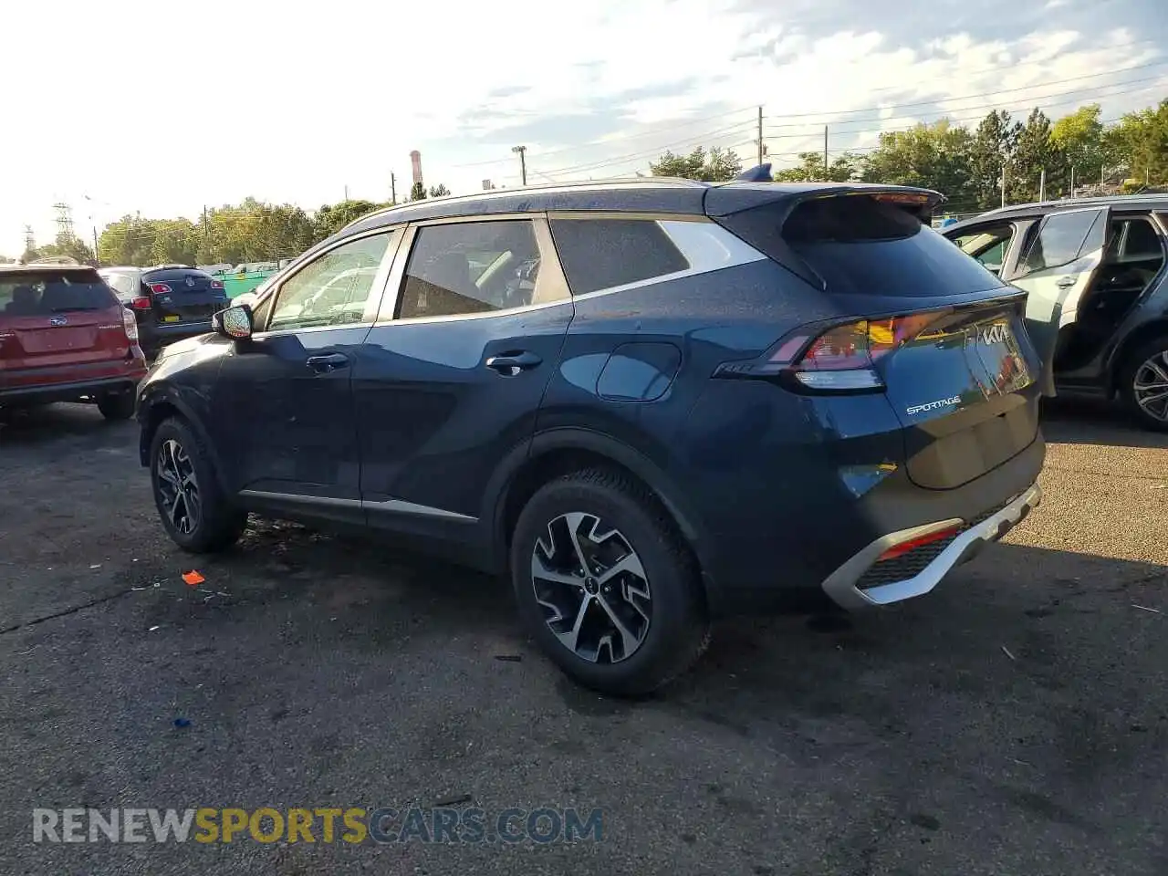 2 Photograph of a damaged car KNDPVCAG7P7099222 KIA SPORTAGE 2023