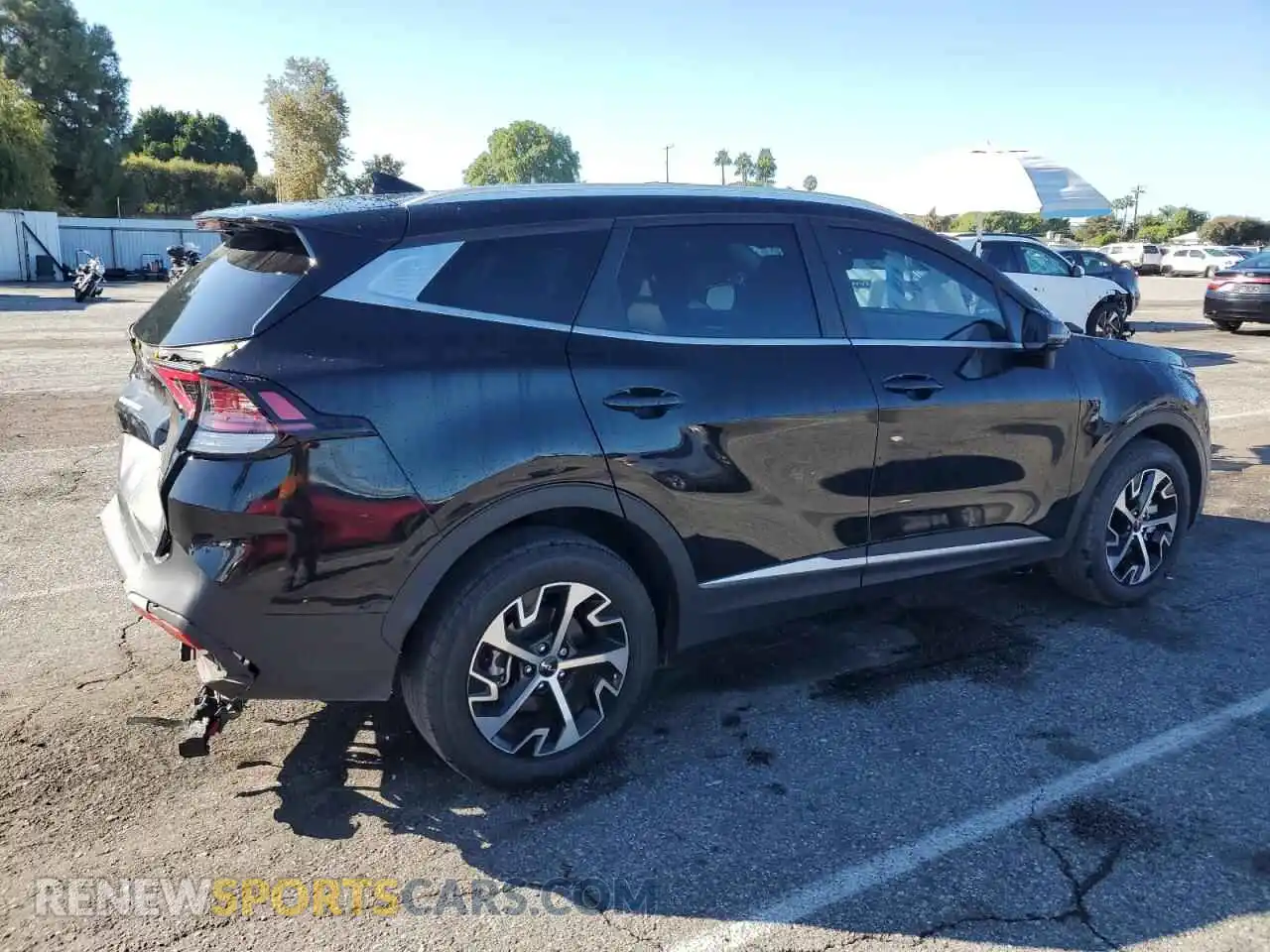 3 Фотография поврежденного автомобиля KNDPVCAG8P7104752 KIA SPORTAGE 2023
