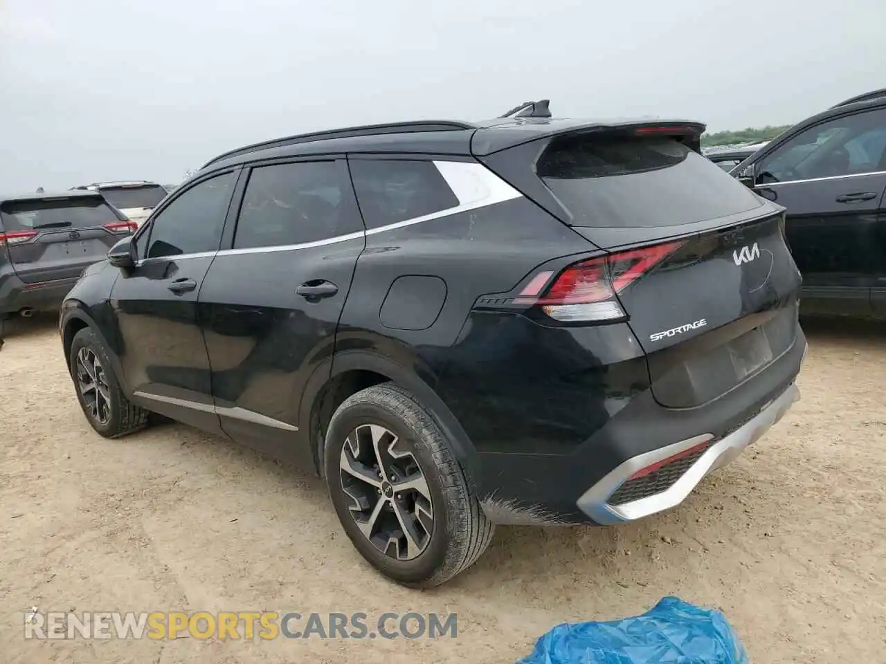 2 Photograph of a damaged car KNDPVCAG9P7015501 KIA SPORTAGE 2023