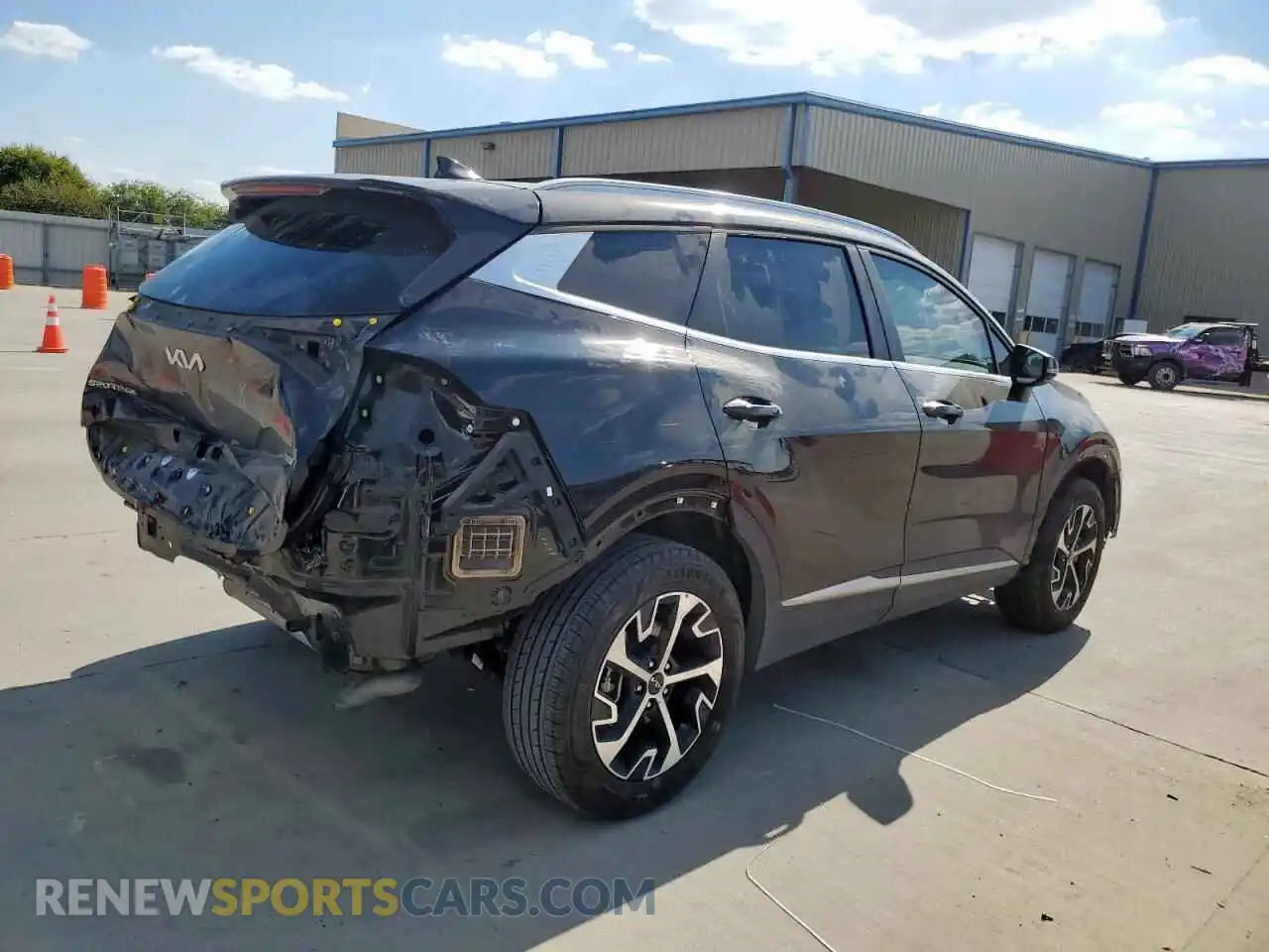 3 Photograph of a damaged car KNDPVCAG9P7081675 KIA SPORTAGE 2023