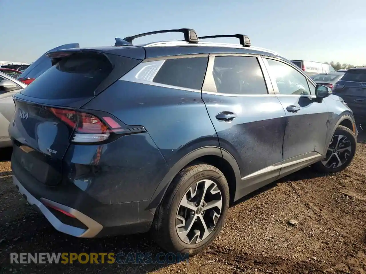 3 fotografías del automóvil dañado KNDPVCAG9P7110947 KIA SPORTAGE 2023