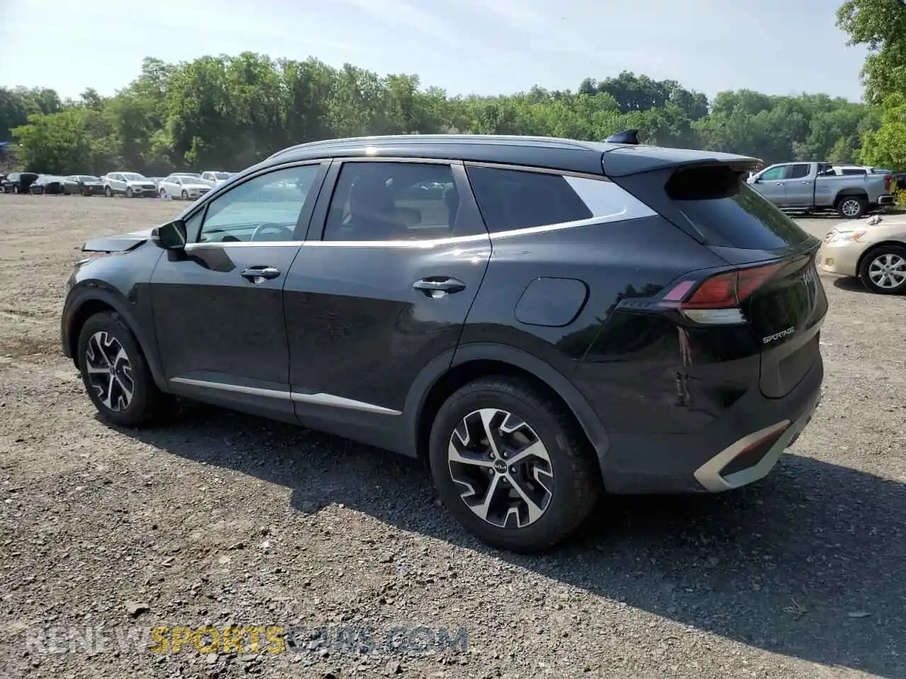 2 fotografías del automóvil dañado KNDPVCAGXP7041640 KIA SPORTAGE 2023