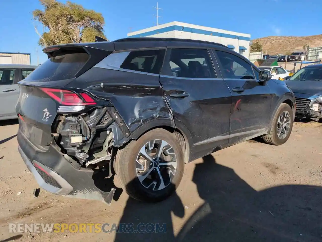 3 Photograph of a damaged car KNDPVCAGXP7044182 KIA SPORTAGE 2023