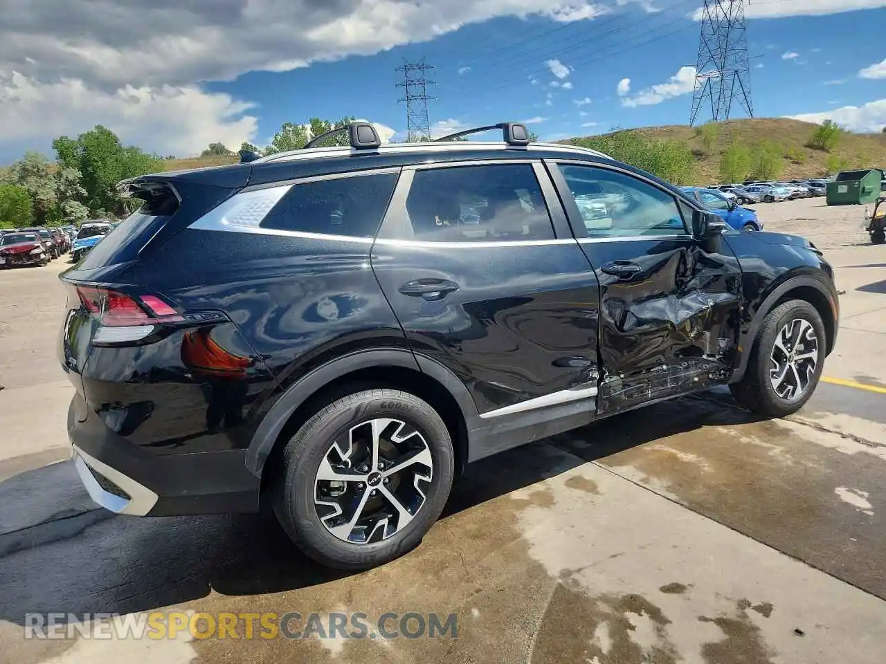 3 Photograph of a damaged car KNDPVCAGXP7068918 KIA SPORTAGE 2023