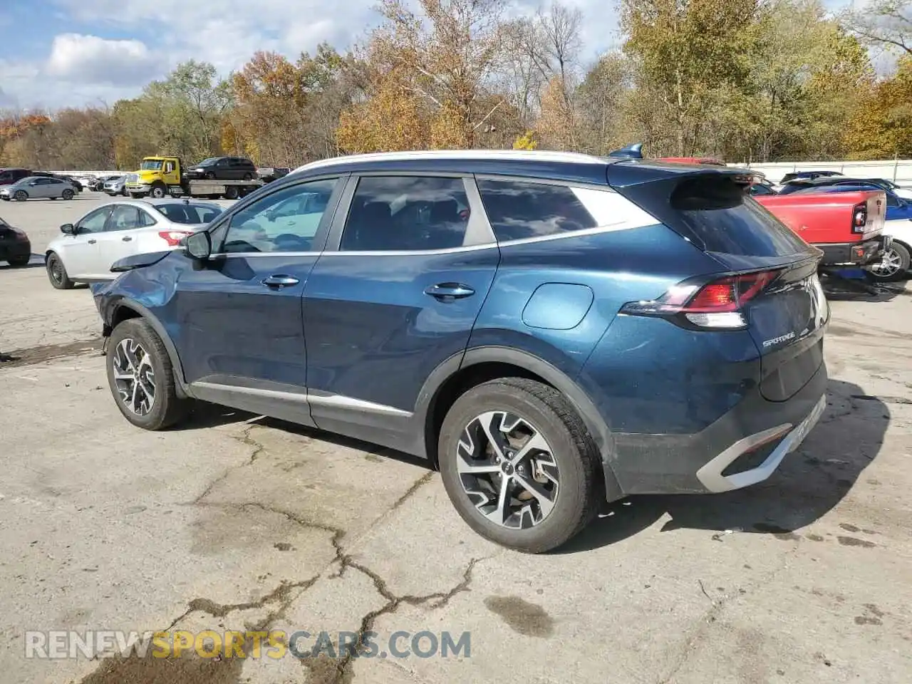 2 fotografías del automóvil dañado KNDPVCAGXP7102663 KIA SPORTAGE 2023