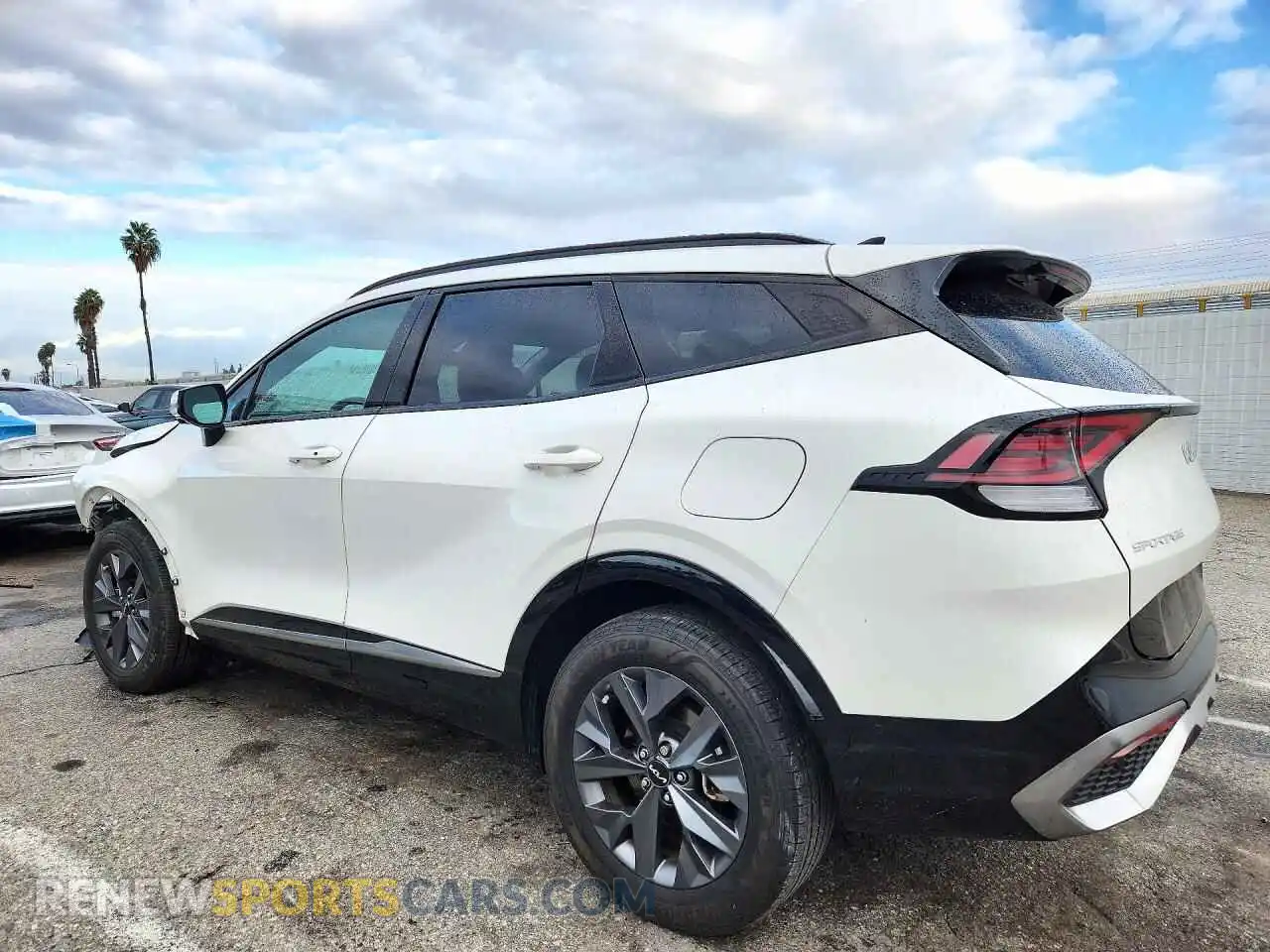 2 fotografías del automóvil dañado KNDPXCAG6P7061216 KIA SPORTAGE 2023