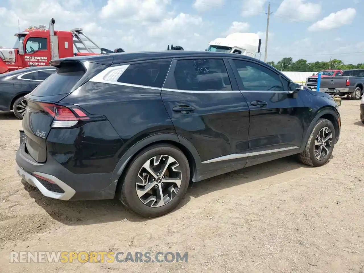 3 Photograph of a damaged car 5XYK33DF0RG207253 KIA SPORTAGE 2024