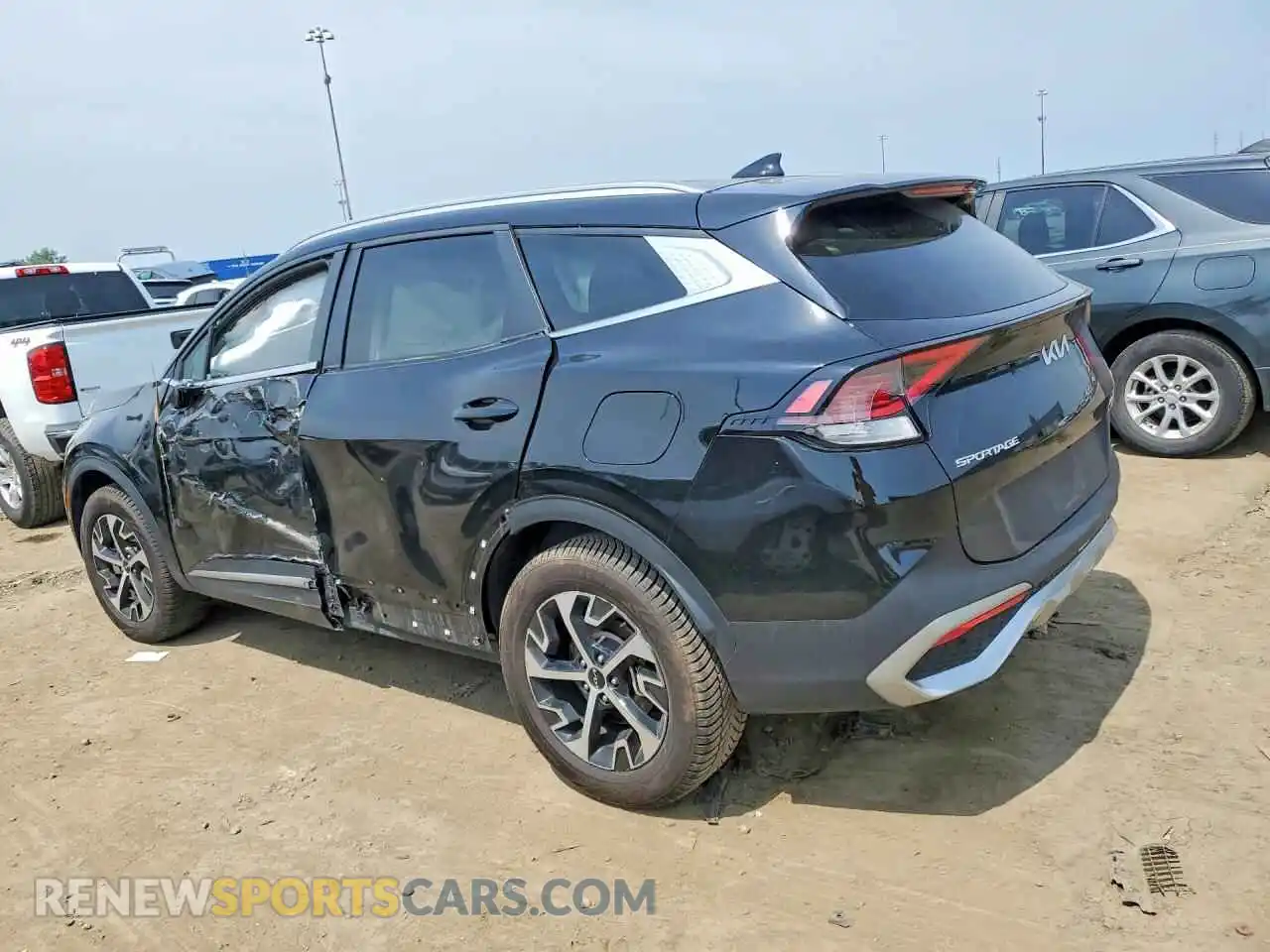 2 fotografías del automóvil dañado 5XYK3CDF7RG173781 KIA SPORTAGE 2024