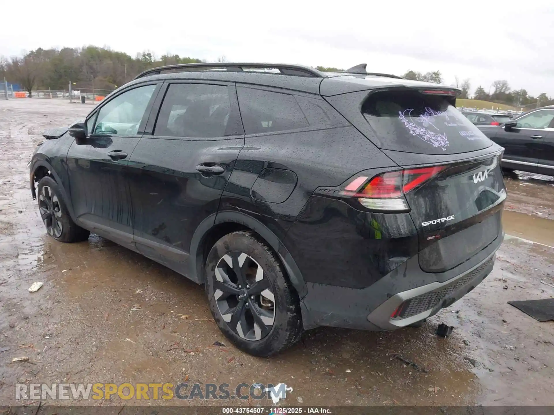 3 Photograph of a damaged car 5XYK6CDF1RG170348 KIA SPORTAGE 2024