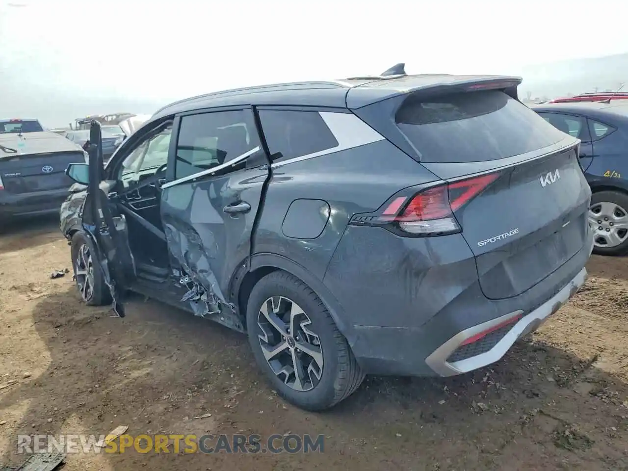 2 Photograph of a damaged car KNDPVCDF0R7236801 KIA SPORTAGE 2024