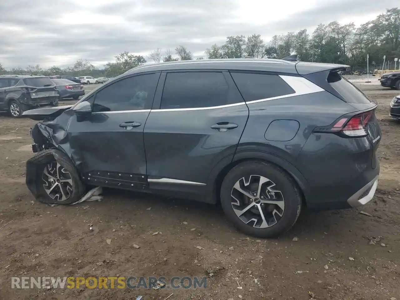 2 Photograph of a damaged car KNDPVCDF0R7238208 KIA SPORTAGE 2024